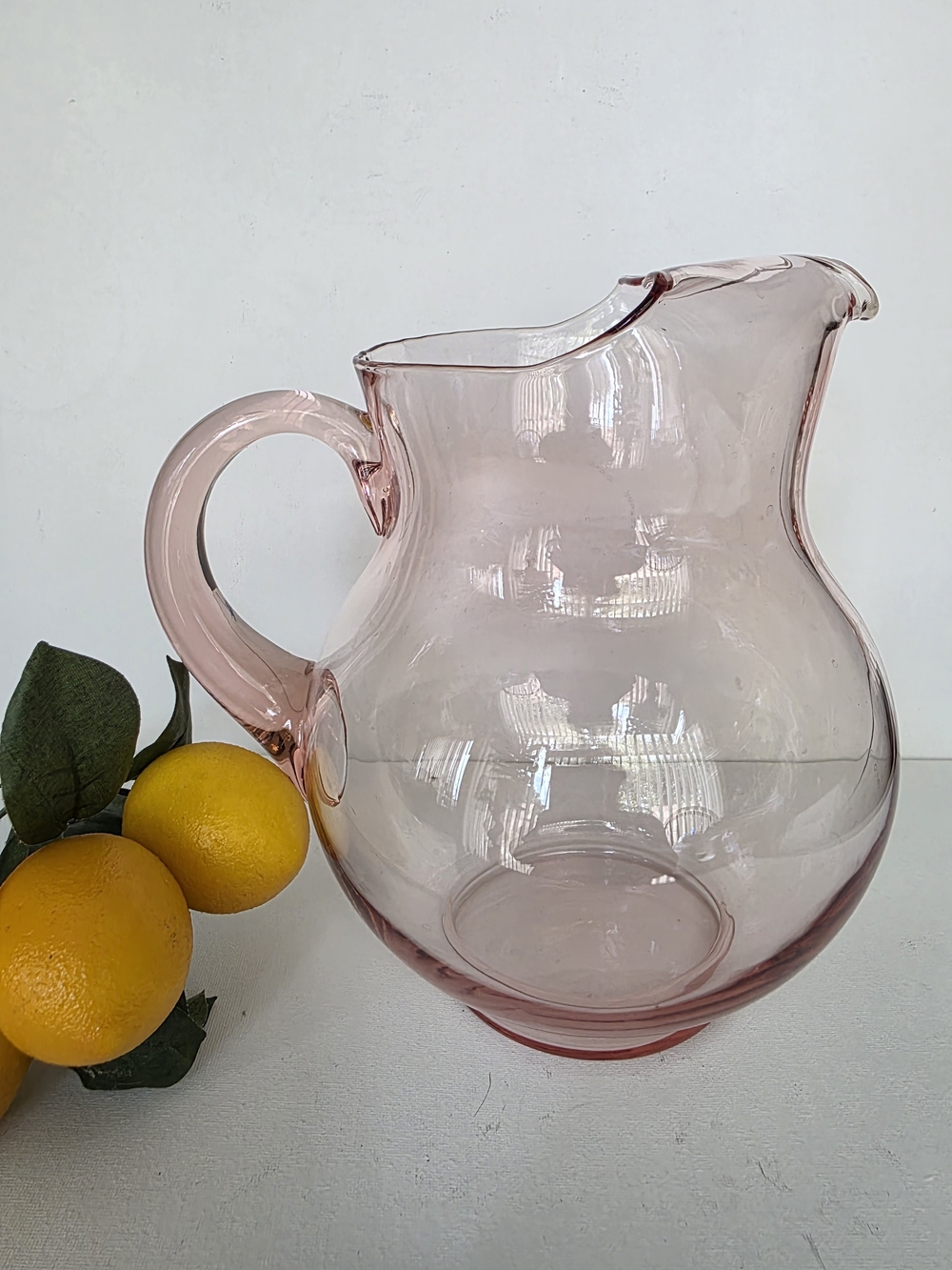 Vintage Dipression 1930 Pink Glass Pitcher - Elegant Dining Drinkware
